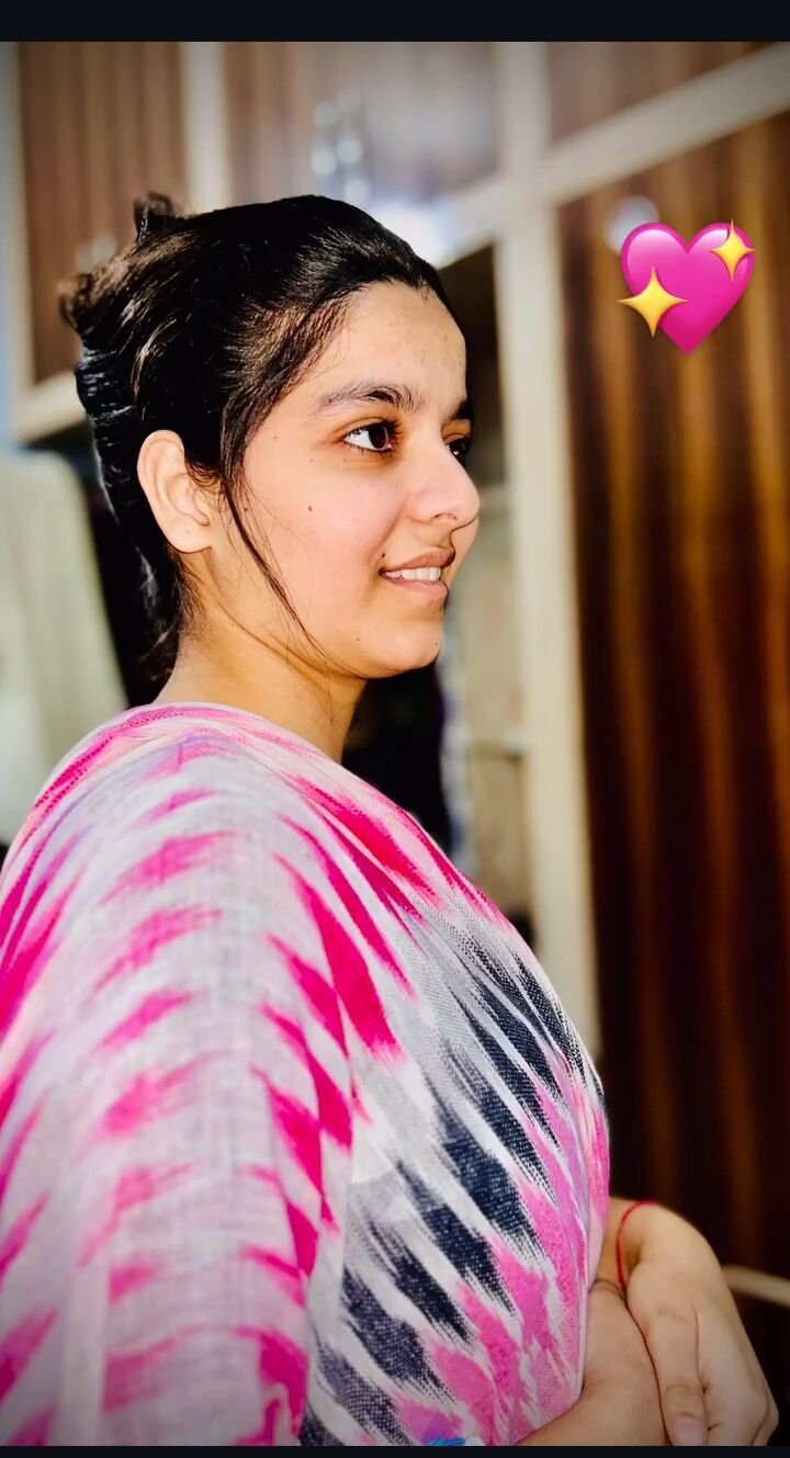 komal khatri – Cover 5