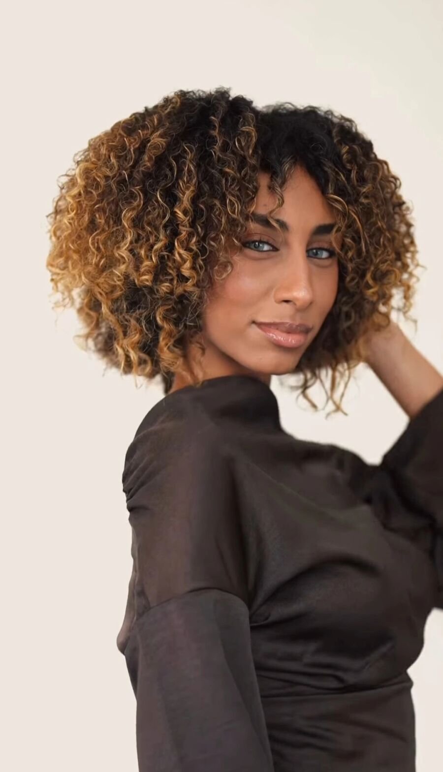 dina tsegay – Cover 2