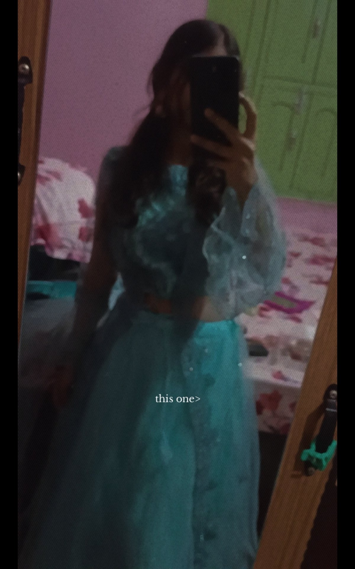 riya – Mirror