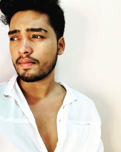 Aaron Elijah Bhor - Professional Model