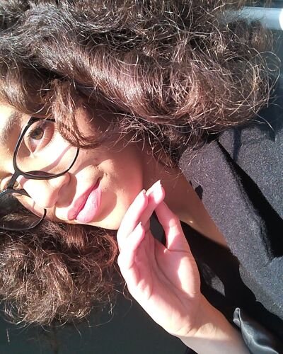 tia - Professional Model