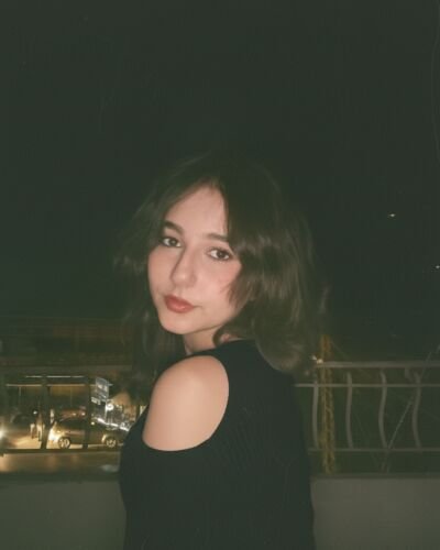 yasmin - Professional Model