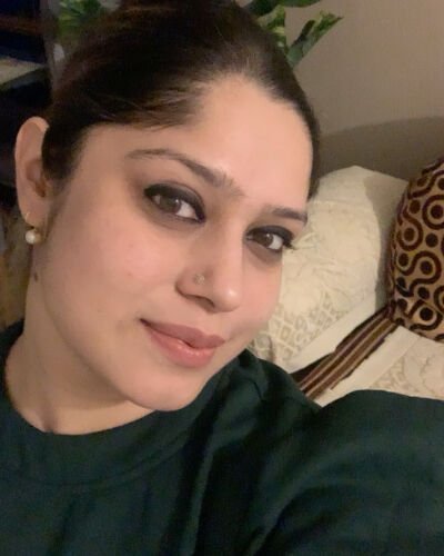 mehwish - Professional Model