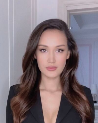 madina - Professional Model