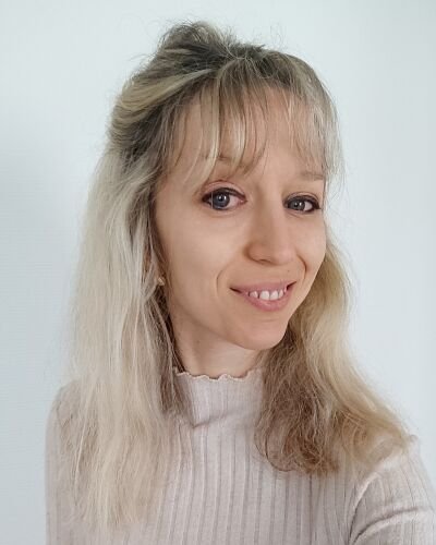 amandine - Professional Model