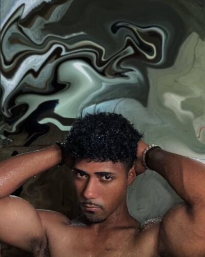 james - Professional Model
