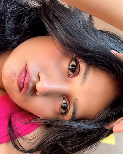 ravina - Professional Model