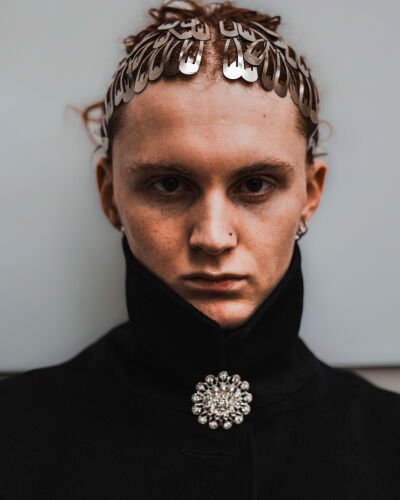 theo - Professional Model