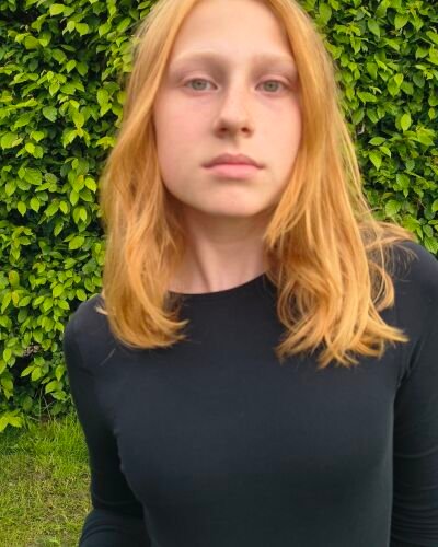 mia - Professional Model