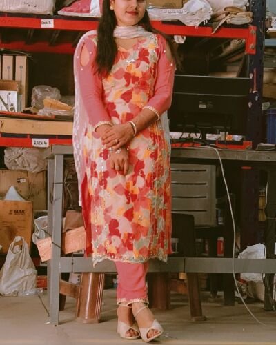 pramila - Professional Model