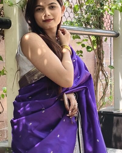 km juhi - Professional Model