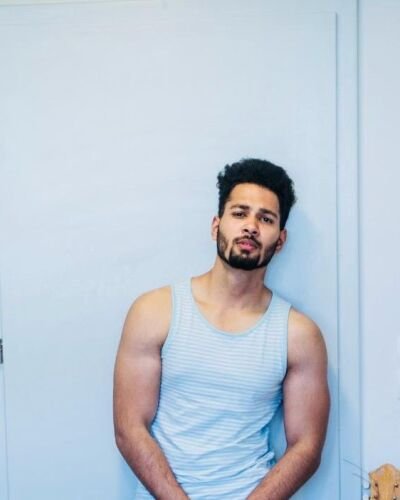 agam - Professional Model