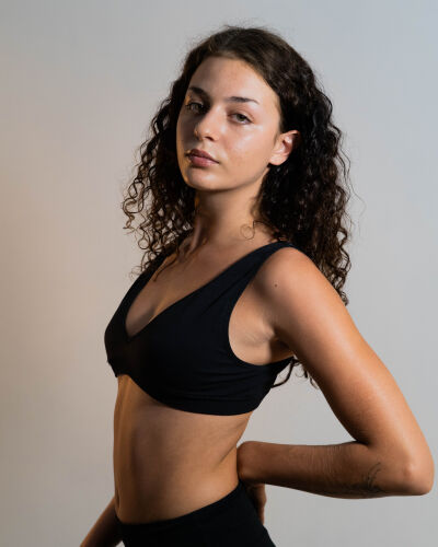 elyne - Koh Samui model