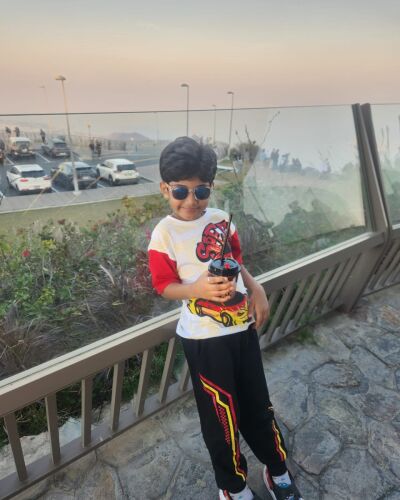 tanay sheth - Dubai model