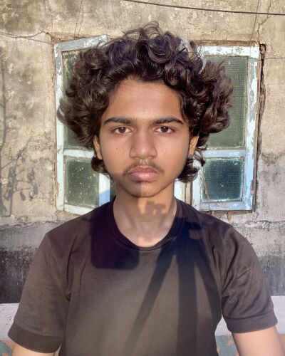 jeel dholakiya - Surat model